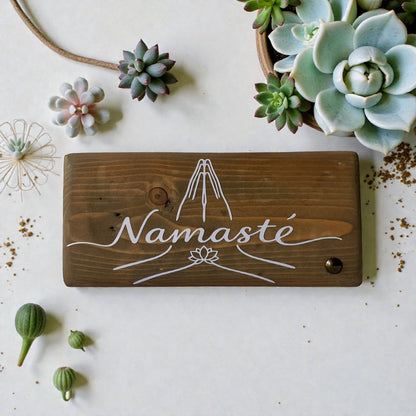 Pancarte en bois – NAMASTÉ