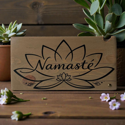 Pancarte en bois – NAMASTÉ